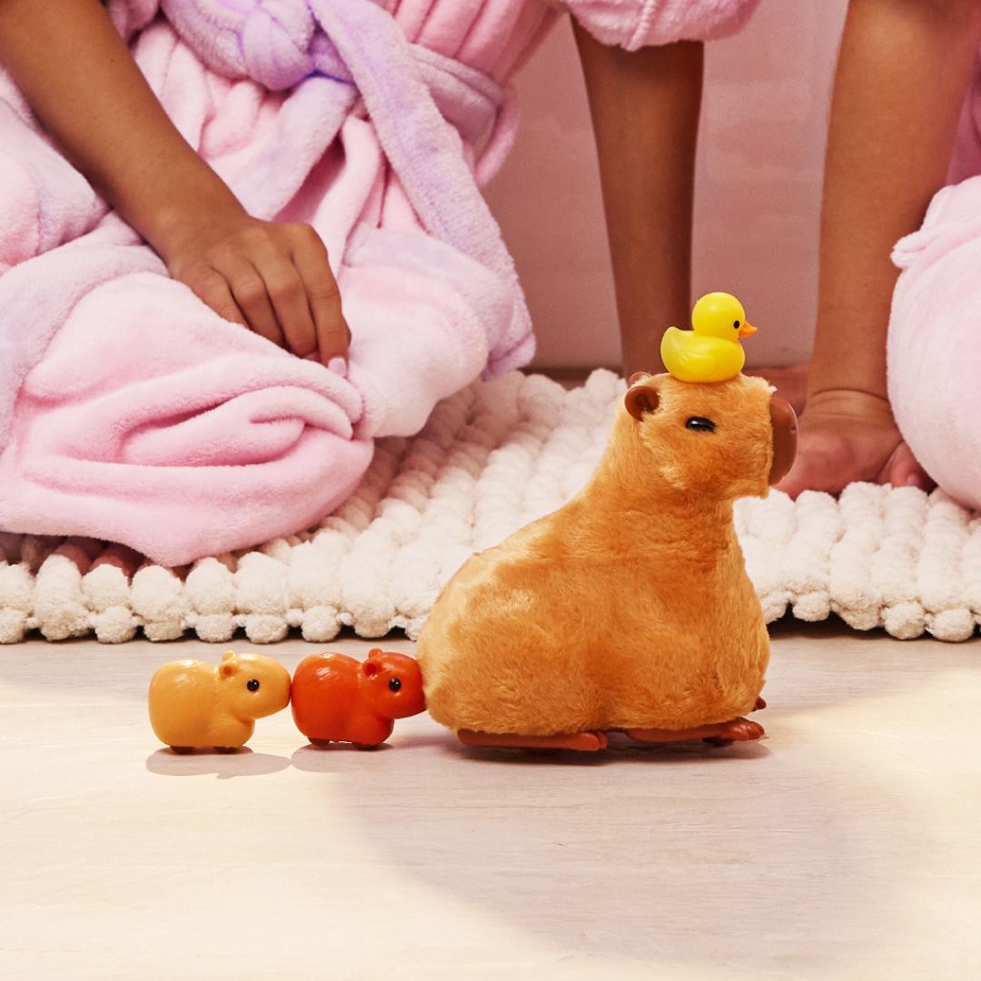 ZURU Pets Alive Mommy Capybara & Baby Surprise, 2–4 Babys zufällig