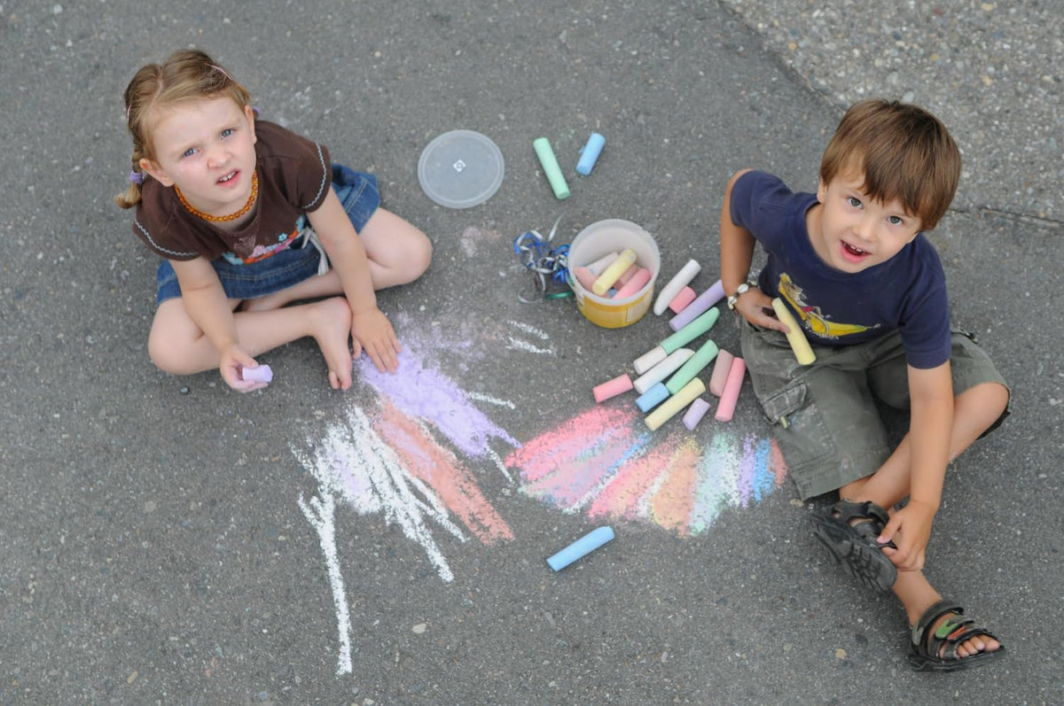 Idena Straßenmalkreide Set - 7 leuchtende Farben - 20 Stück