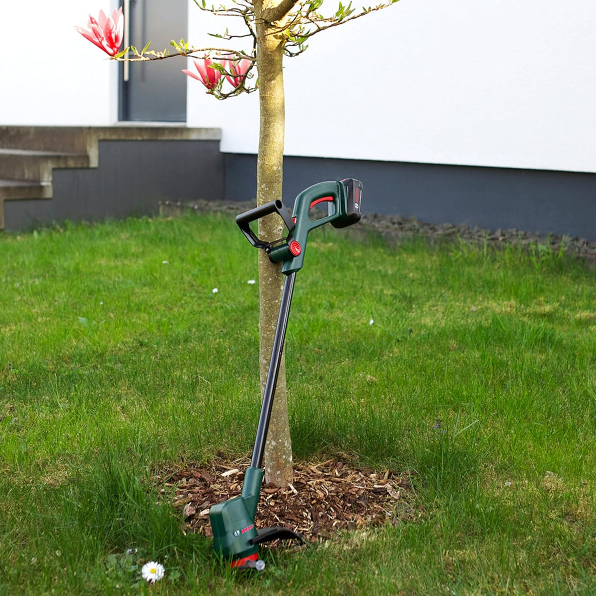 Klein Bosch Rasentrimmer Easy Cut Sound & Licht ab 3 J.